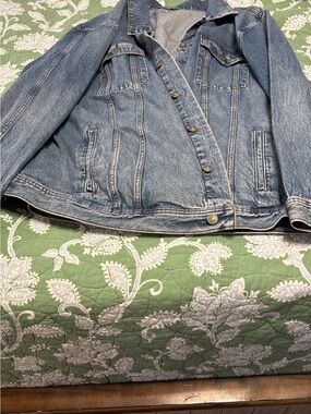 Classic Men's Blue Denim Jacket - Casual Jean Coat